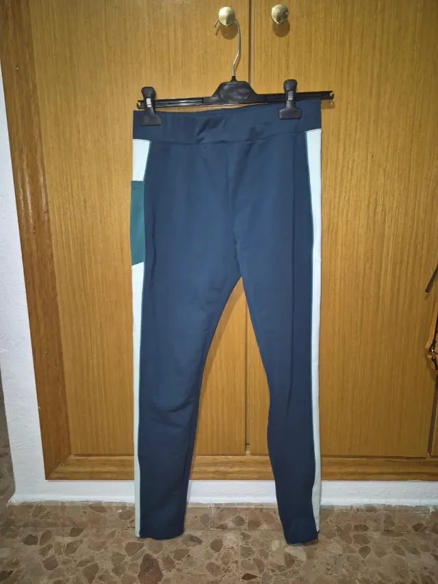 Leggings deportivos azules y verde azulado