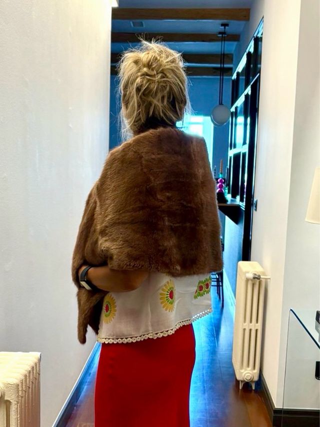 Stola di pelo marrone