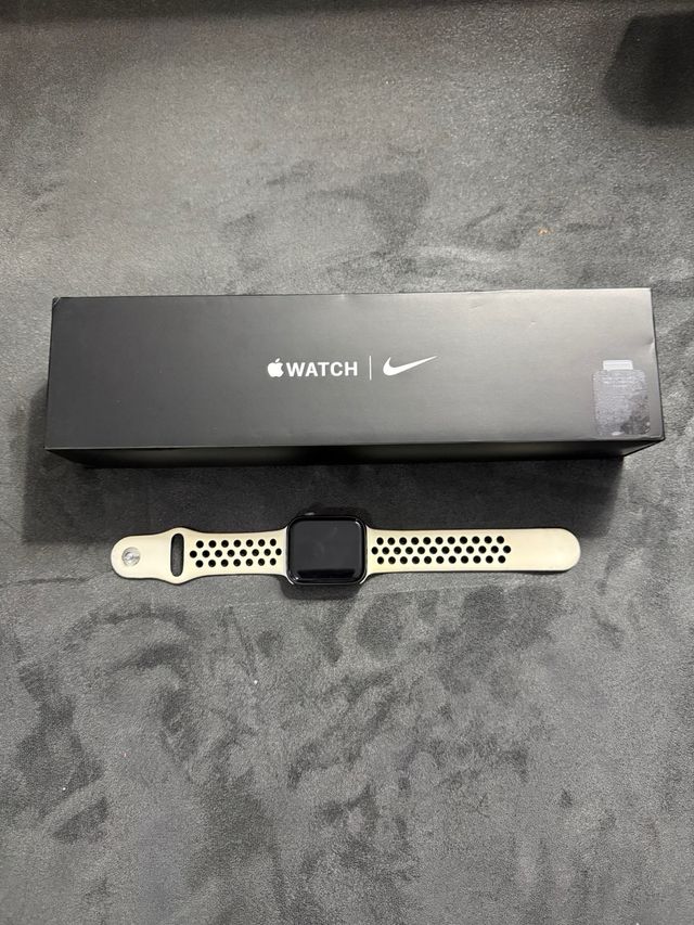 Apple Watch Nike Series 5 Cellular GPS