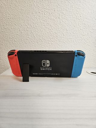 Nintendo Switch + Mando