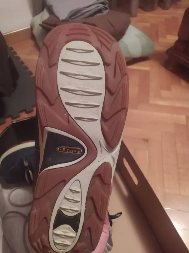 Equipo Snowboard tabla + botas + fijaciones +funda