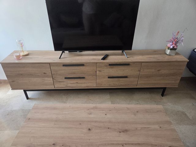 Mueble comedor madera y metal