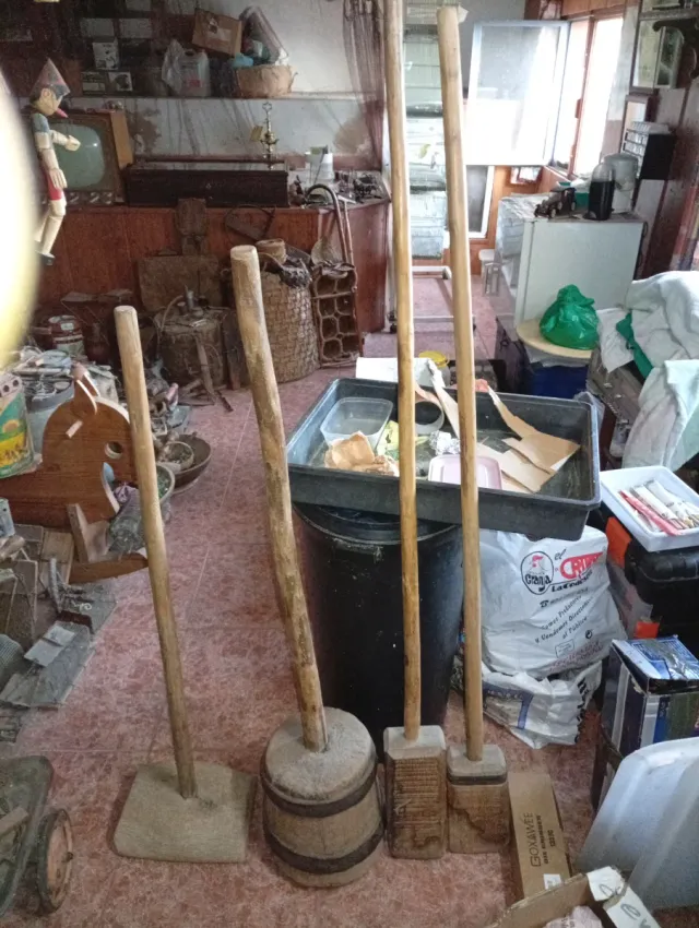 Lotto di antichi pisoni