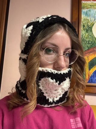 Balaclava crochet bianco e nero
