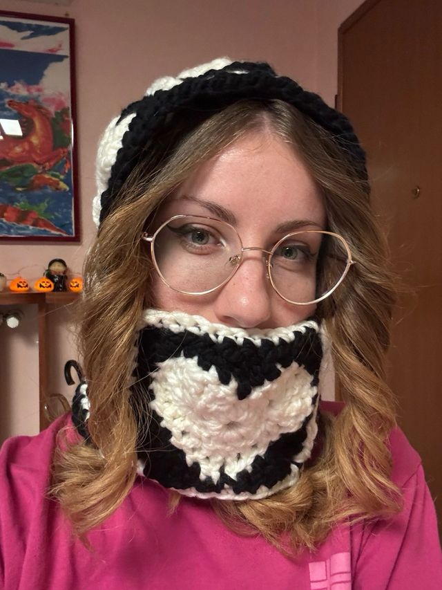 Balaclava crochet bianco e nero
