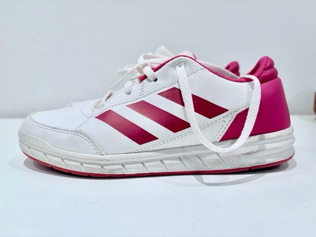 Zapatillas niña Adidas T33