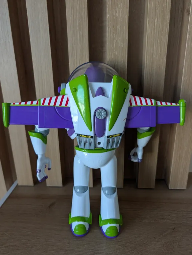 Buzz Lightyear Toy Story - Habla Inglés