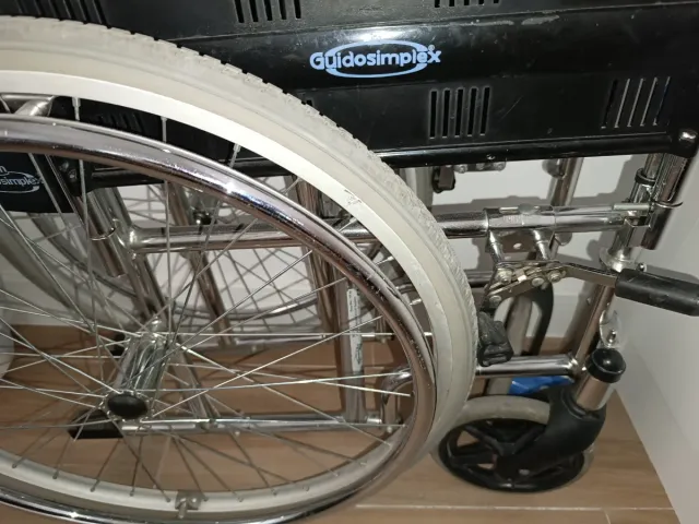 Silla de ruedas plegable adulto anciano