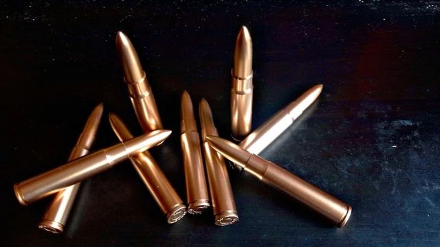 bolígrafos con forma de Balas (Bosnia)