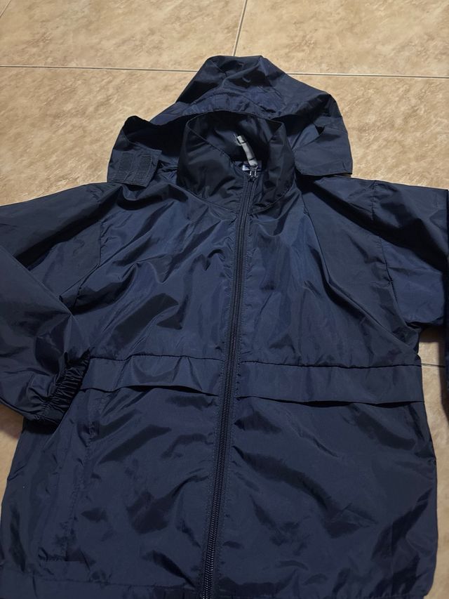 Chubasquero azul talla 5/6