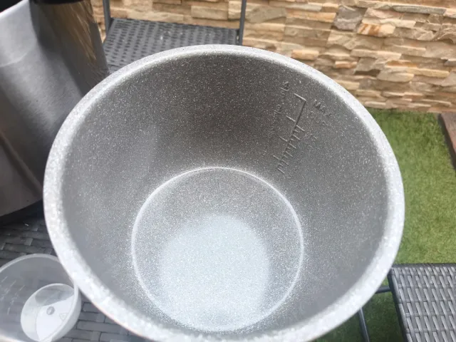 Olla GM Cecotec modelo H Deluxe