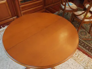 Mesa extensible de madera