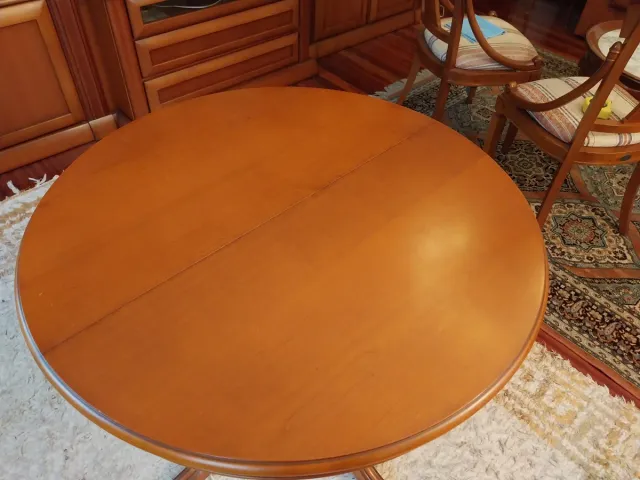 Mesa extensible de madera