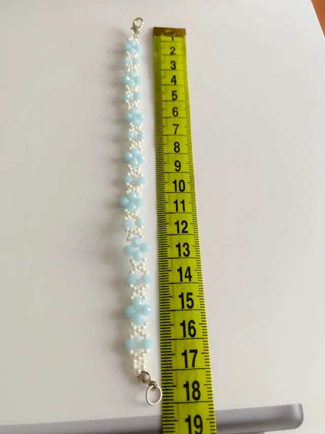 Braccialetto perline handmade azzurro e bianco