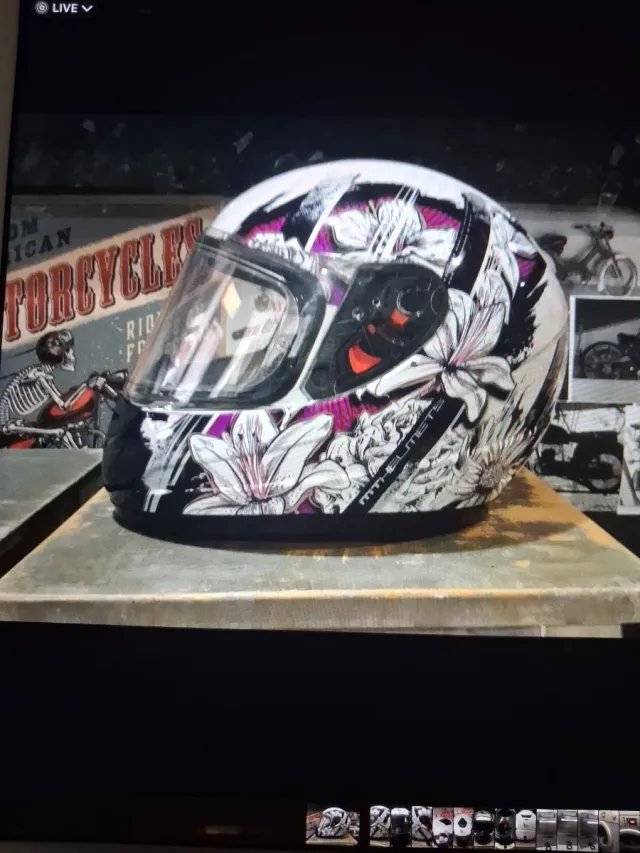 Casco de moto MT Helmets