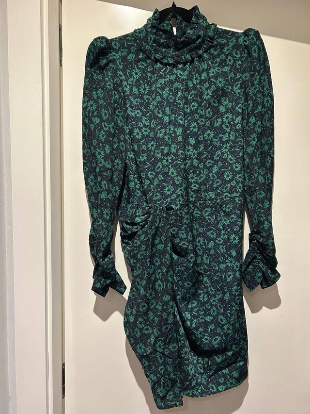 Vestido estampado flores verde y negro