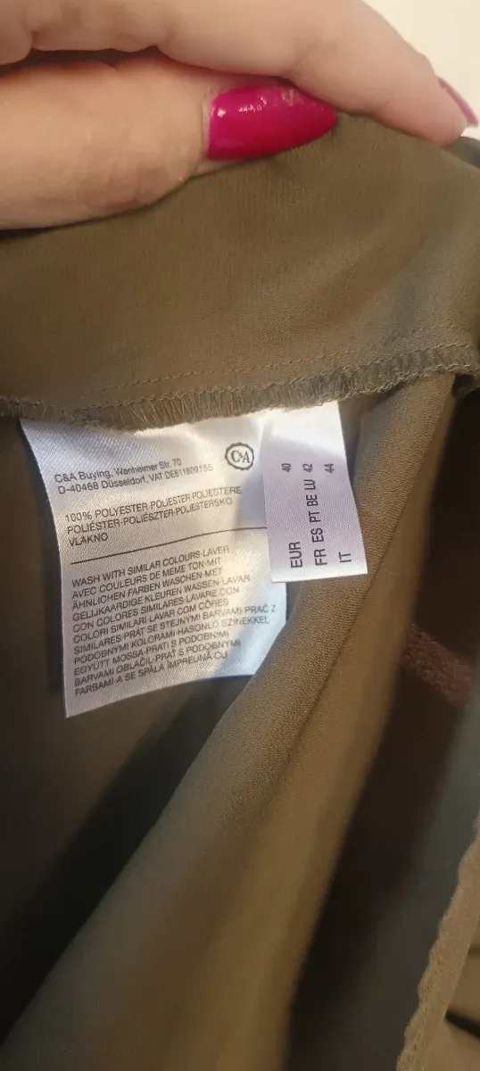 Blusa Yessica talla 42 verde militar