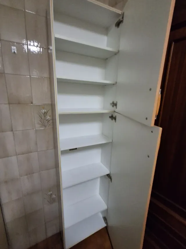 Mueble auxiliar de madera