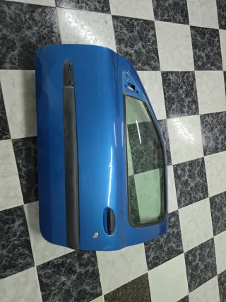 Puerta Renault Clio II Piloto Azul