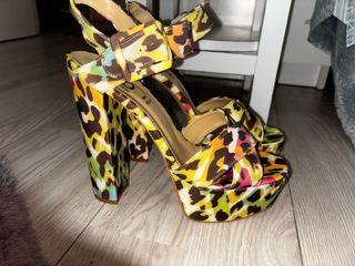 Tacones plataforma leopardo multicolor