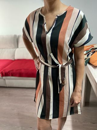 Vestido de verano con rayas