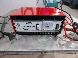 Cargador Baterías Coche 8A 6v&12v TECNOCEM