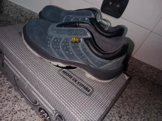 Zapatos de trabajo FAL grises