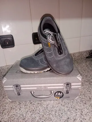 Zapatos de trabajo FAL grises