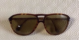 Occhiali da sole vintage