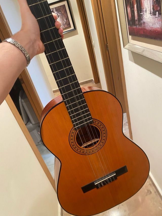 Guitarra Admira Clásica