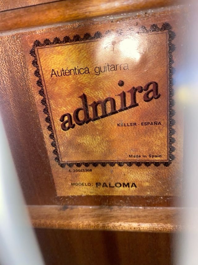 Guitarra Admira Clásica