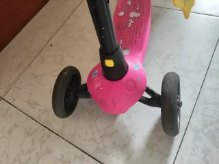 Patinete infantil 3 ruedas amarillo y rosa