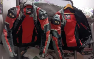 Chaquetas de moto de piel. Tallas S y XL.