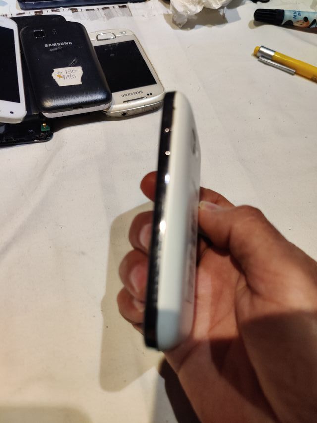 Samsung SMG130 Blanco