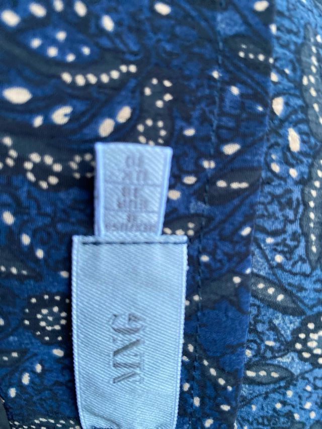 Falda larga cruzada azul y dorada