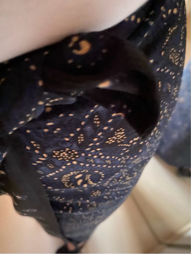 Falda larga cruzada azul y dorada