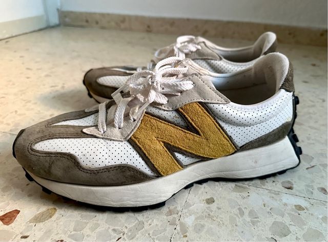 New Balance 327 Beige y Amarillo