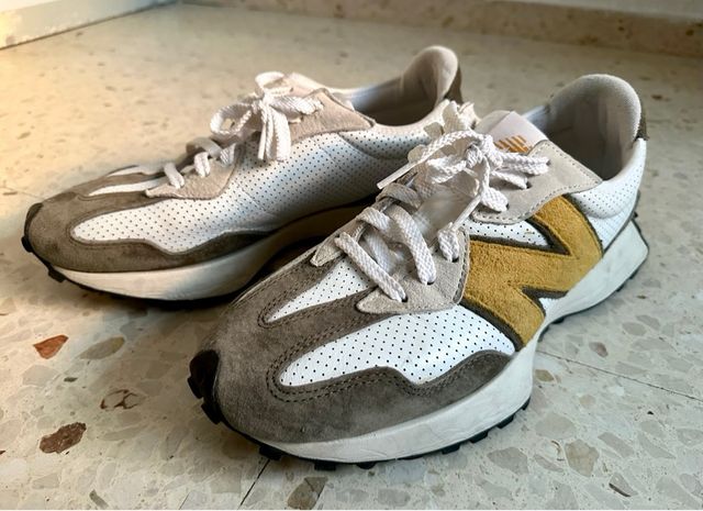 New Balance 327 Beige y Amarillo