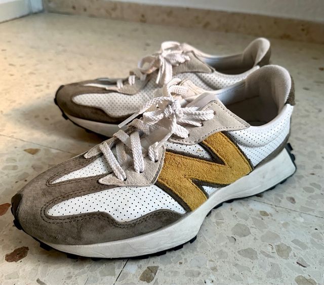 New Balance 327 Beige y Amarillo