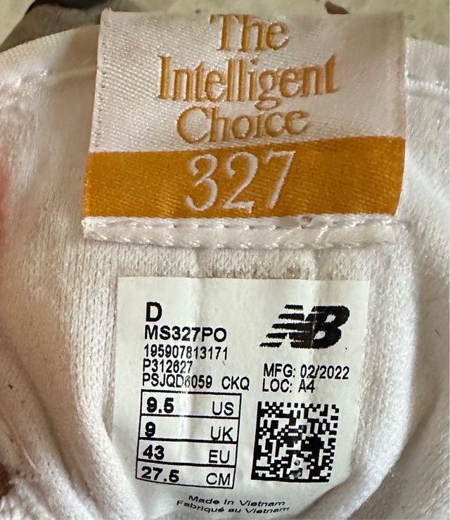 New Balance 327 Beige y Amarillo