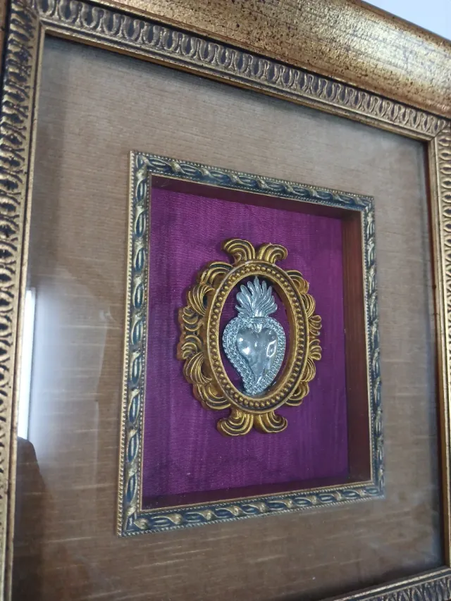 Sacro Cuore in cornice dorata