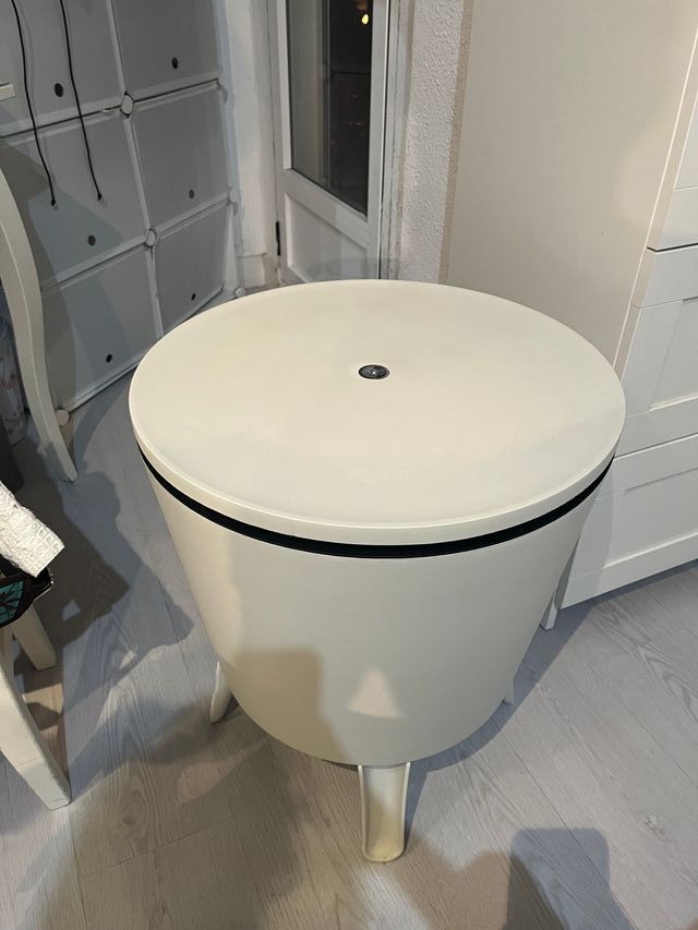 Mesa Nevera Cool Bar Negra y Blanca