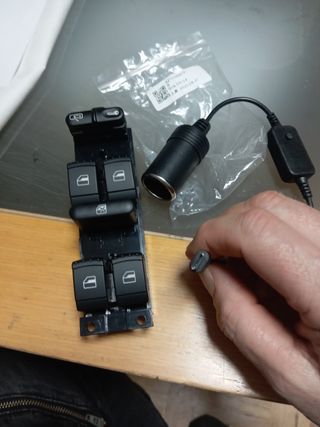 Módulo Elevalunas y Cable Adaptador USB