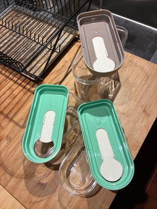 3 barattoli di plastica per cucina con coperchio