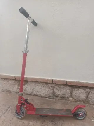 Patinete 2 Ruedas Rojo