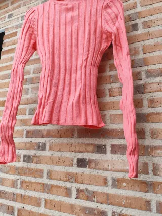 Jersey Stradivarius rosa canalé