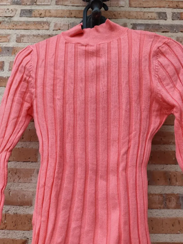 Jersey Stradivarius rosa canalé