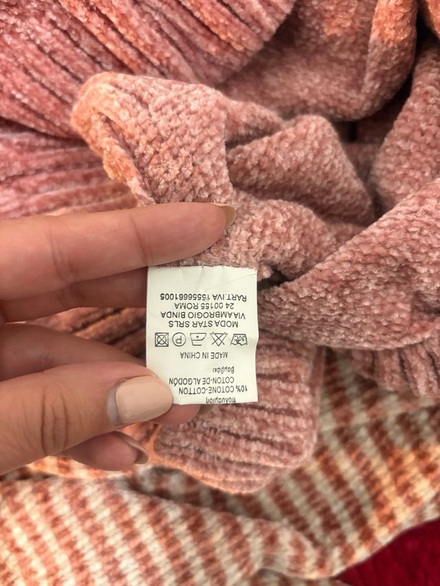 Jersey rosa suave cuello pico