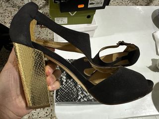 Zapatos Mustang Tacón Dorado Negro Talla 41