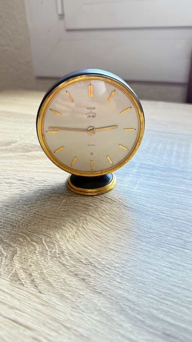 Reloj Jaeger LeCoultre suizo de sobremesa años 50